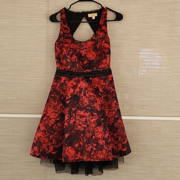 Princess Vera Wang red and black junior's size 1 formal dress - Picture 1 of 8